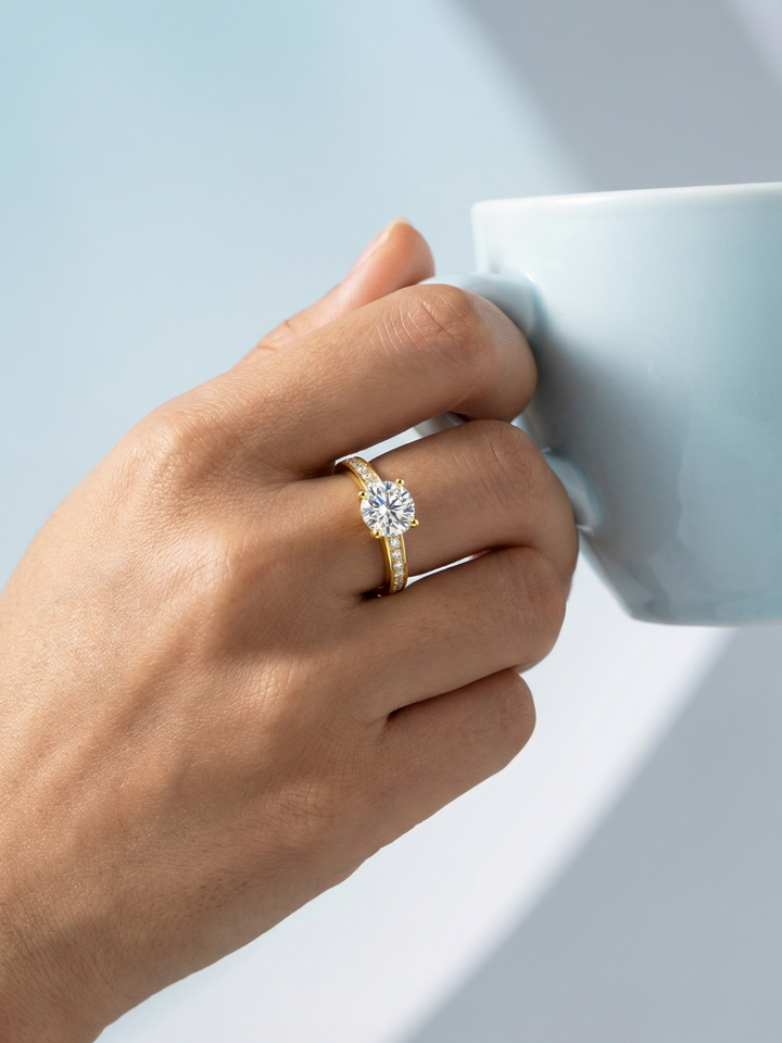 Adjustable & Stackable - Luméra Engagement Ring - 925 Sterling Silver & Moissanite