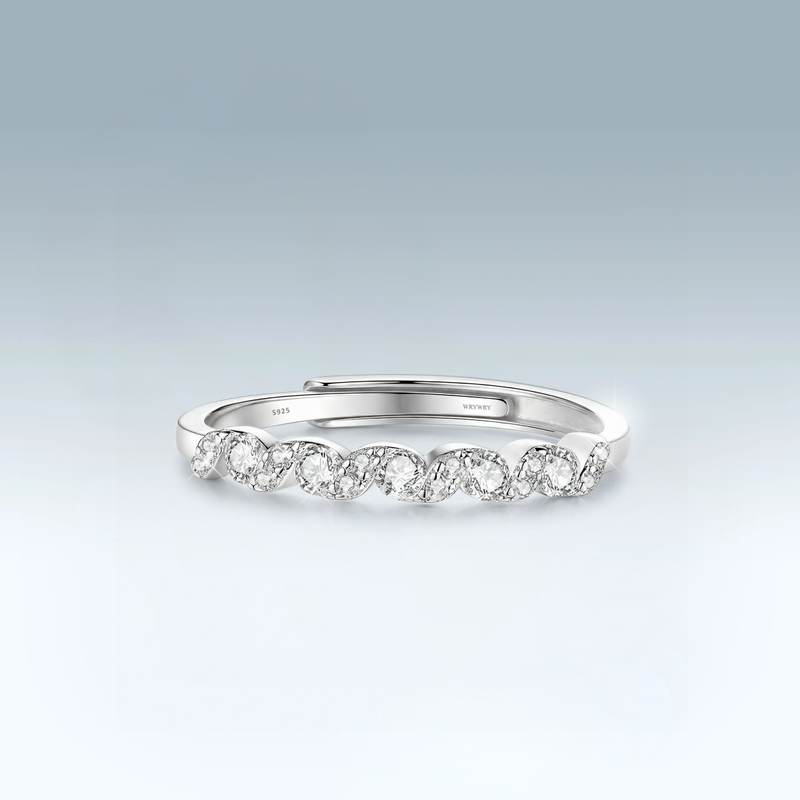 Moissanite Braid Ring