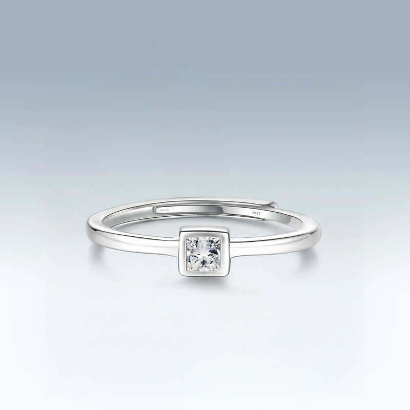Moissanite Holo Ring