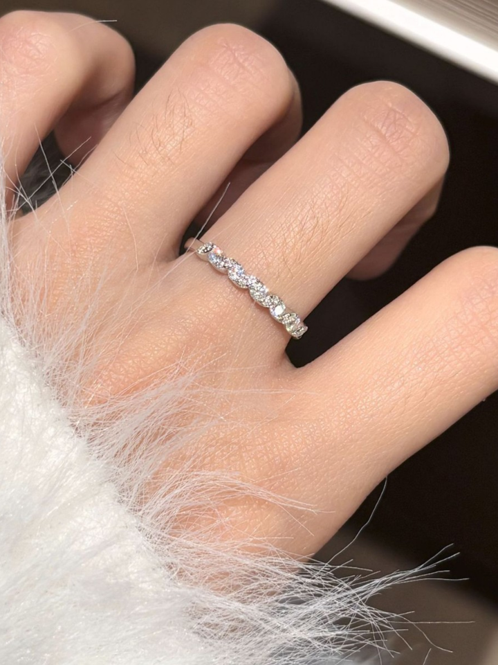 Moissanite Braid Ring - WRYWRY