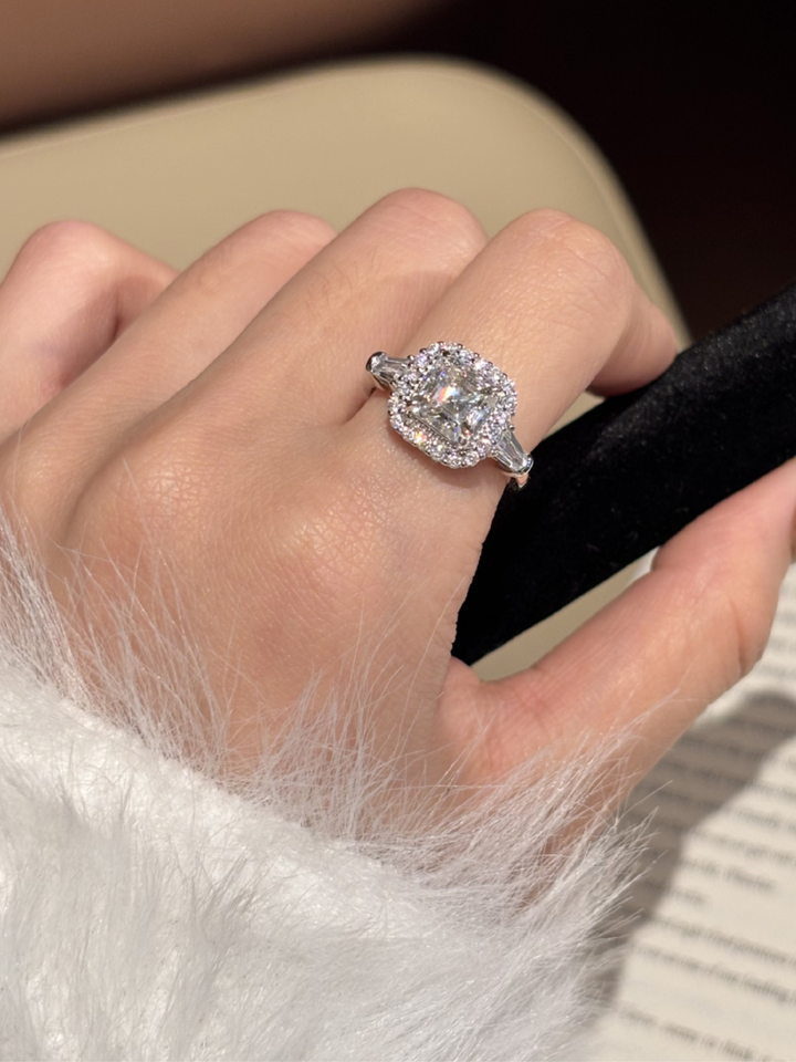 Moissanite Duchess Ring