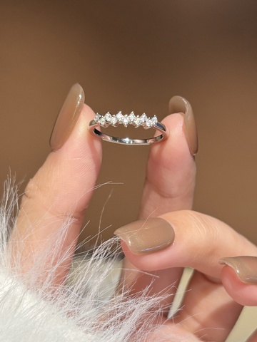 Moissanite Zig Ring - WRYWRY