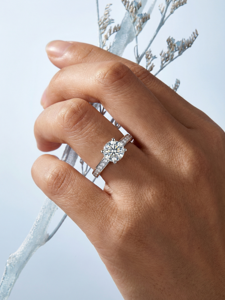 Adjustable & Stackable - Luméra Engagement Ring - 925 Sterling Silver & Moissanite